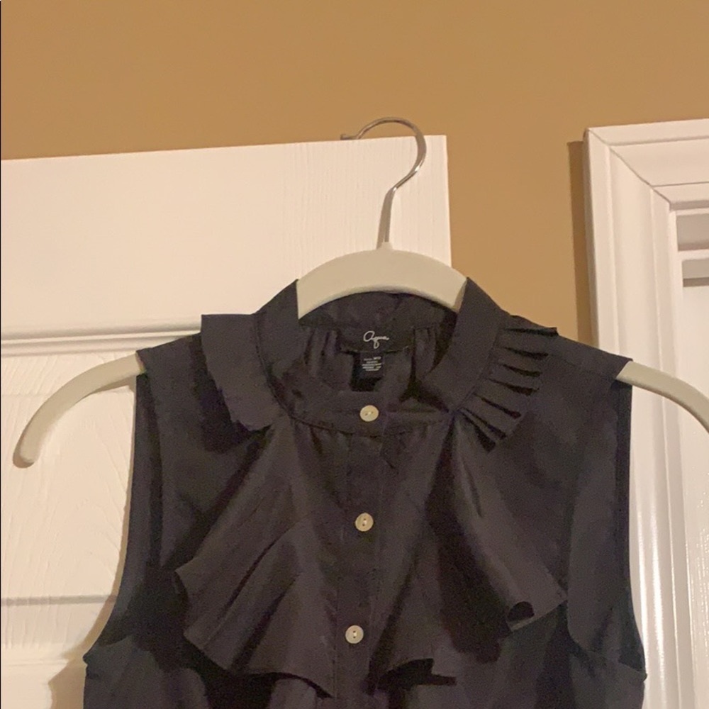 Extra Small Black Button Up Sleeveless